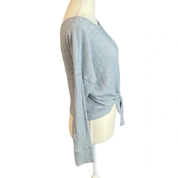 Abercrombie & Fitch Long Sleeve Shirt Sweater Gray Crop Tike Womens Size M - Picture 3 of 8